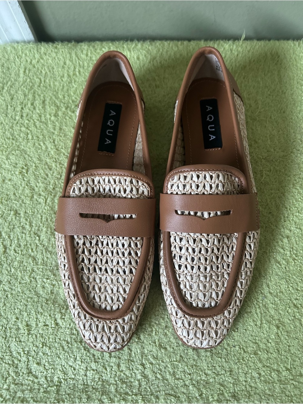NWOB Aqua Beige and Tan Woven Penny Loafers Sz 6.5
